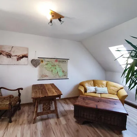 Appartement Gornyslask Blisko Jeziora - 120qm - 3 Sypialnie Z Parkingiem I Klimatyzacja - Flat Uppersilesia With Parking & Air Conditioning - Oberschlesien Mit 3 Schlafzimmern Inklusive Parkplatz Und Klima - Naehe Badesee Und Sandstrand