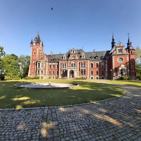 Gornyslask Blisko Jeziora - 120qm - 3 Sypialnie Z Parkingiem I Klimatyzacja - Flat Uppersilesia With Parking & Air Conditioning - Oberschlesien Mit 3 Schlafzimmern Inklusive Parkplatz Und Klima - Naehe Badesee Und Sandstrand