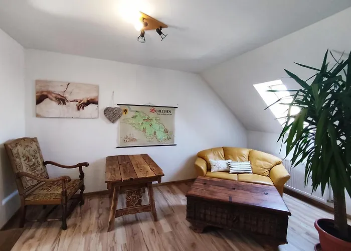 דירה Gornyslask Blisko Jeziora - 120qm - 3 Sypialnie Z Parkingiem I Klimatyzacja - Flat Uppersilesia With Parking & Air Conditioning - Oberschlesien Mit 3 Schlafzimmern Inklusive Parkplatz Und Klima - Naehe Badesee Und Sandstrand