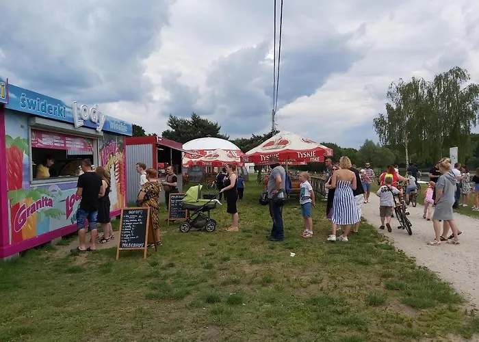 Gornyslask Blisko Jeziora - 120qm - 3 Sypialnie Z Parkingiem I Klimatyzacja - Flat Uppersilesia With Parking & Air Conditioning - Oberschlesien Mit 3 Schlafzimmern Inklusive Parkplatz Und Klima - Naehe Badesee Und Sandstrand *