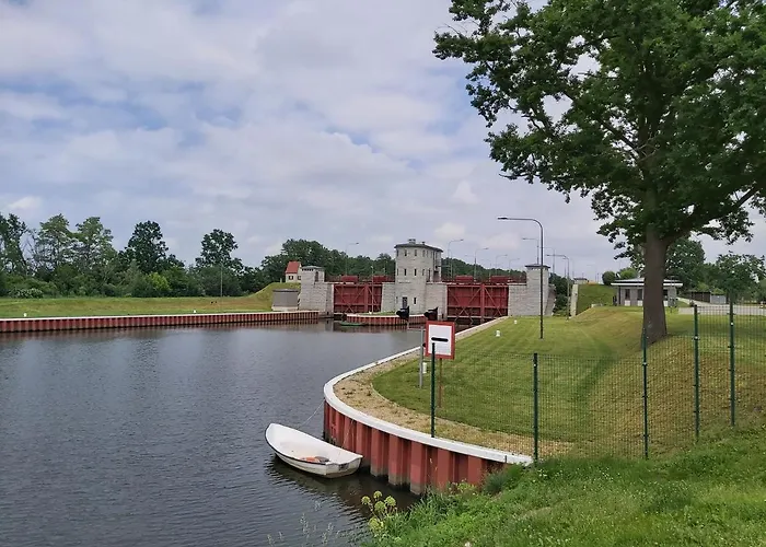 Gornyslask Blisko Jeziora - 120qm - 3 Sypialnie Z Parkingiem I Klimatyzacja - Flat Uppersilesia With Parking & Air Conditioning - Oberschlesien Mit 3 Schlafzimmern Inklusive Parkplatz Und Klima - Naehe Badesee Und Sandstrand Apartmán *